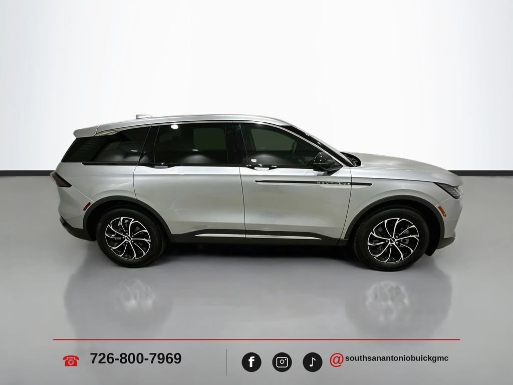 2025 Lincoln Nautilus Premiere - Photo 9