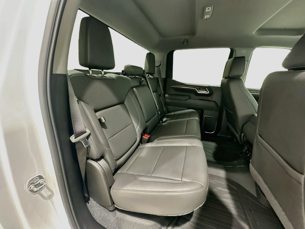 2026 GMC Sierra 1500 SLT - Photo 28
