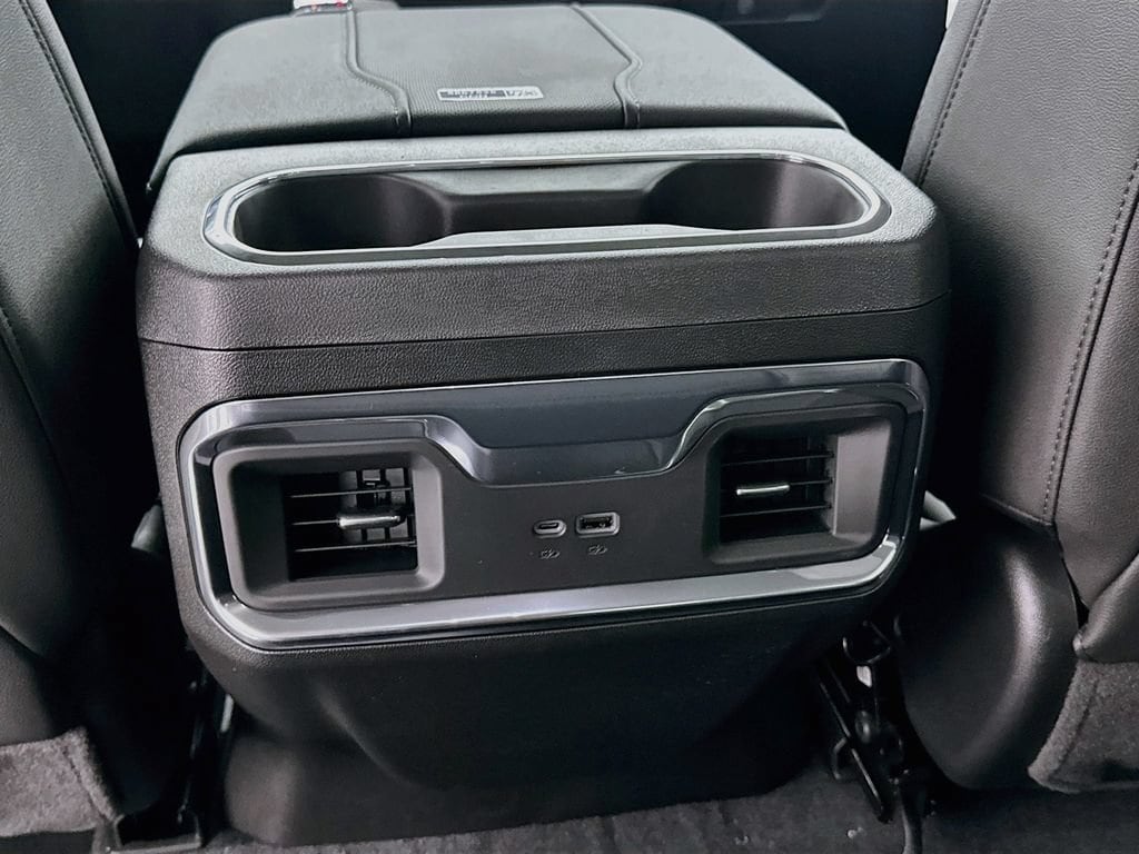 2026 GMC Sierra 1500 SLT - Photo 26