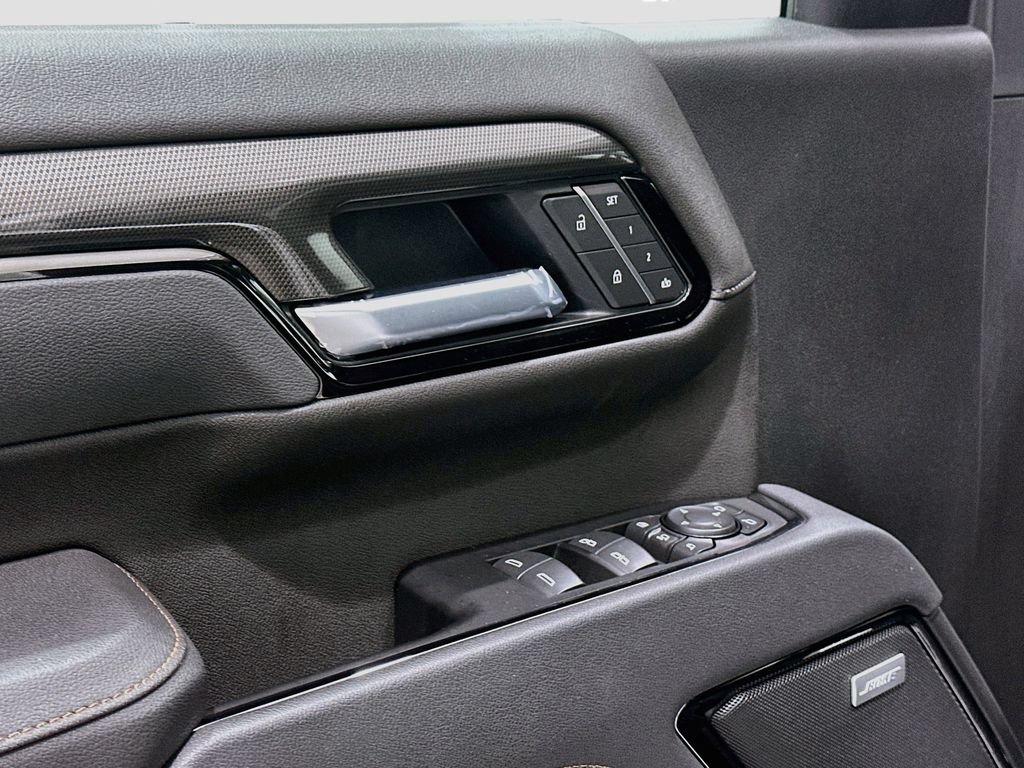 2026 GMC Sierra 2500HD AT4 - Photo 18