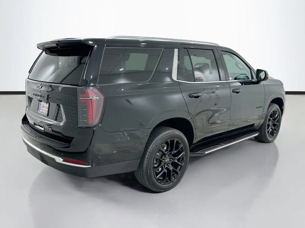 2026 Chevrolet Tahoe LS - Photo 7