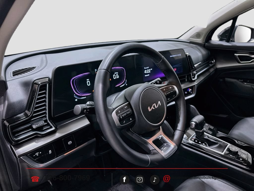 2025 Kia Sportage EX - Photo 9