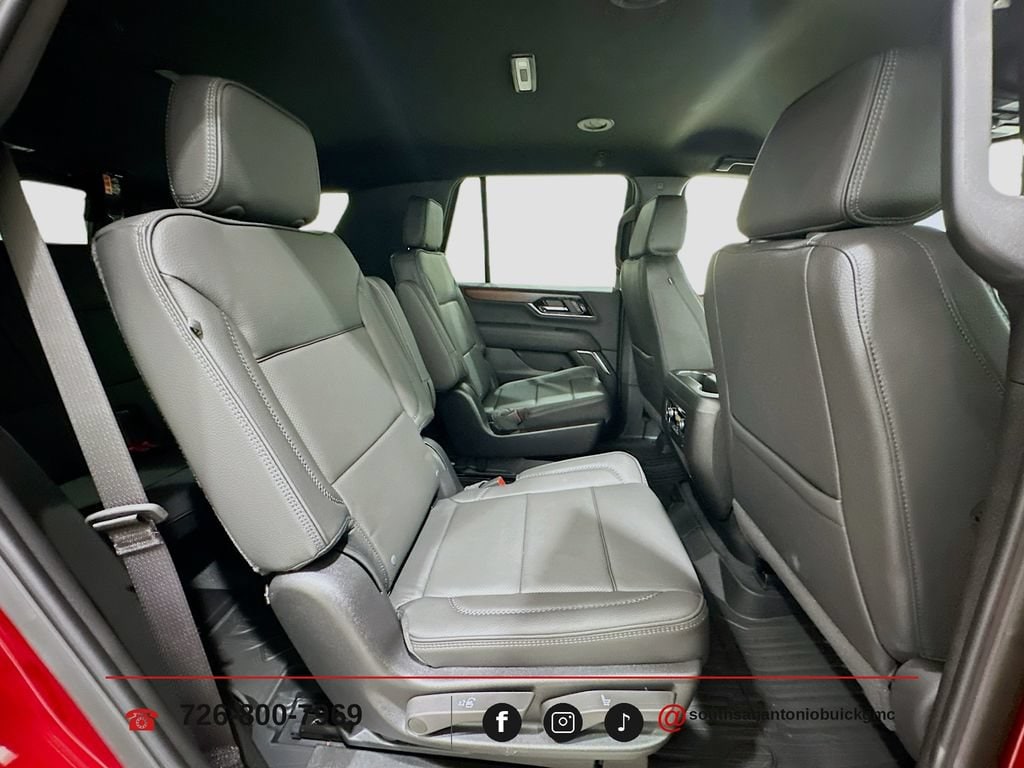 2026 GMC Yukon Denali - Photo 30