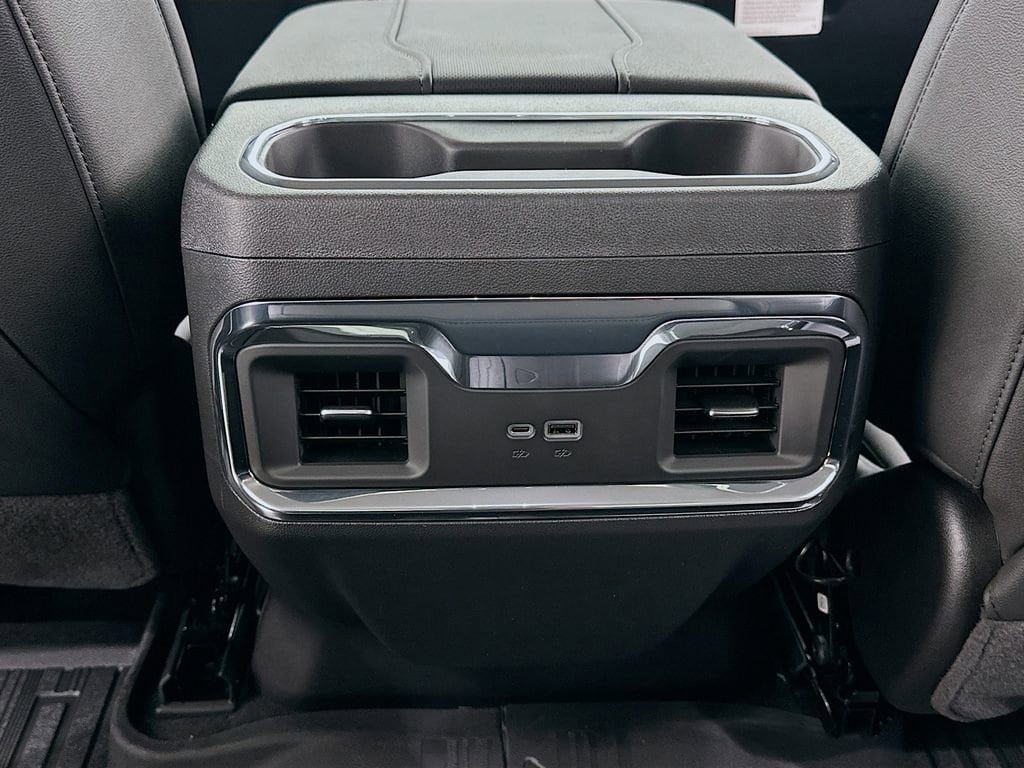 2026 GMC Sierra 1500 SLT - Photo 26