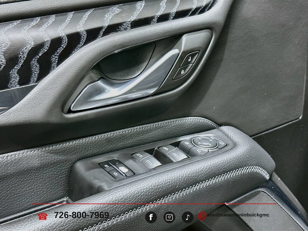 2023 GMC Yukon XL Denali - Photo 18