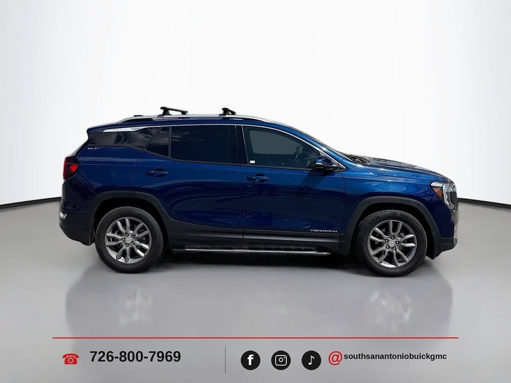 2022 GMC Terrain SLT - Photo 8