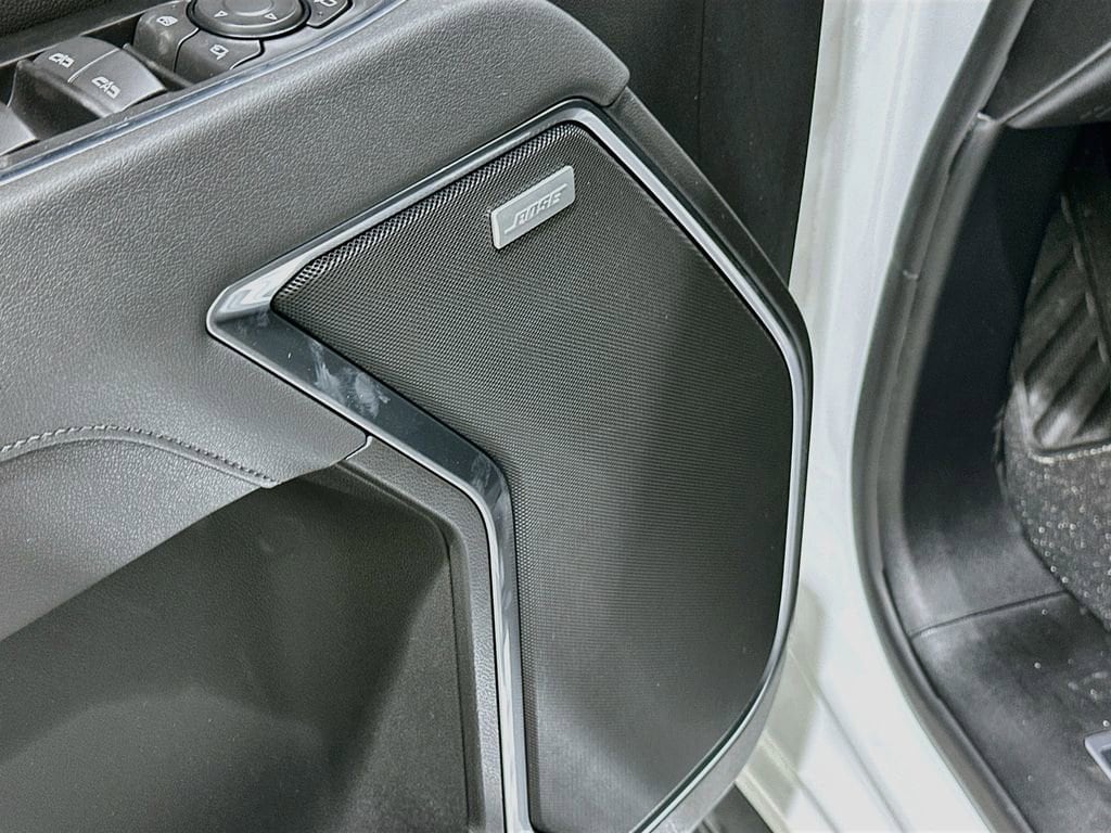 2026 GMC Sierra 1500 SLT - Photo 19