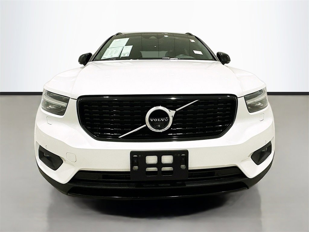 Used 2021 Volvo XC40 R-Design with VIN YV4162UM6M2451503 for sale in San Antonio, TX