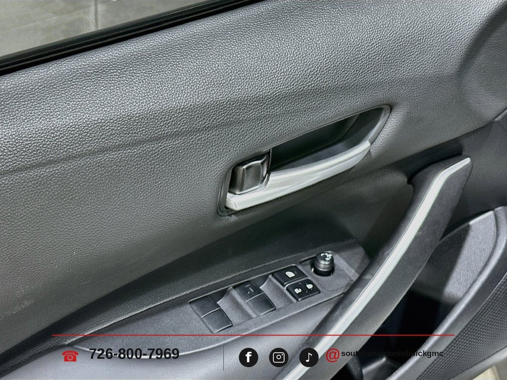 2024 Toyota Corolla SE - Photo 16