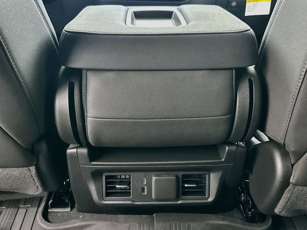 2026 GMC Sierra 1500 SLT - Photo 26