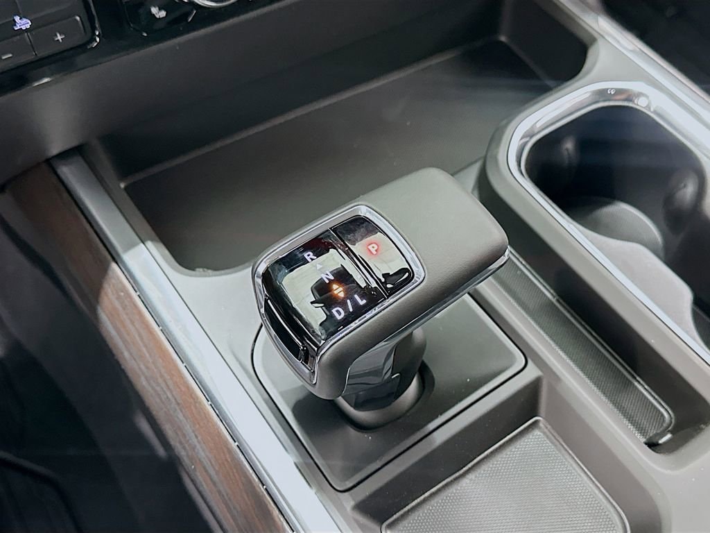 2026 GMC Sierra 1500 SLT - Photo 17