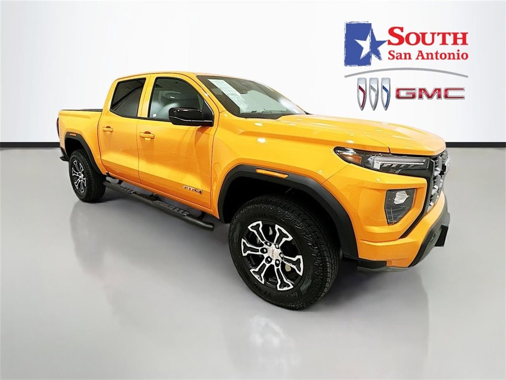 2025 GMC Canyon AT4's photo