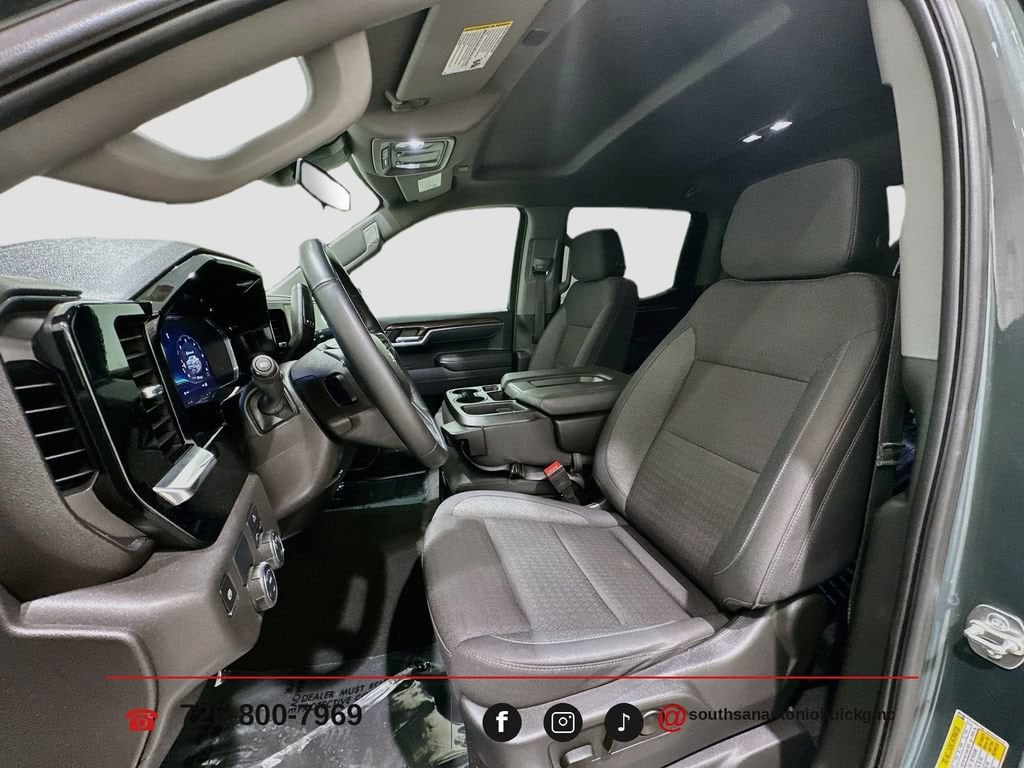 2025 Chevrolet Silverado 1500 LT - Photo 23