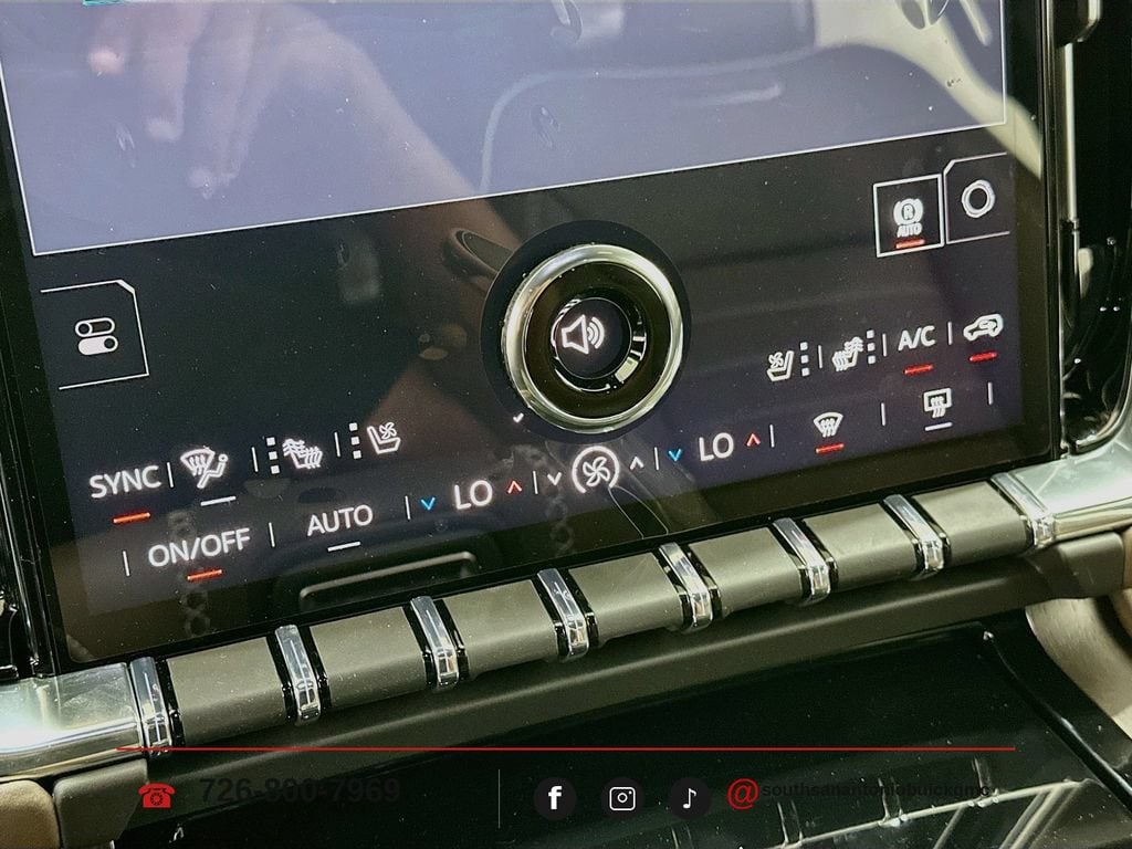 2026 GMC Yukon Denali Ultimate - Photo 17