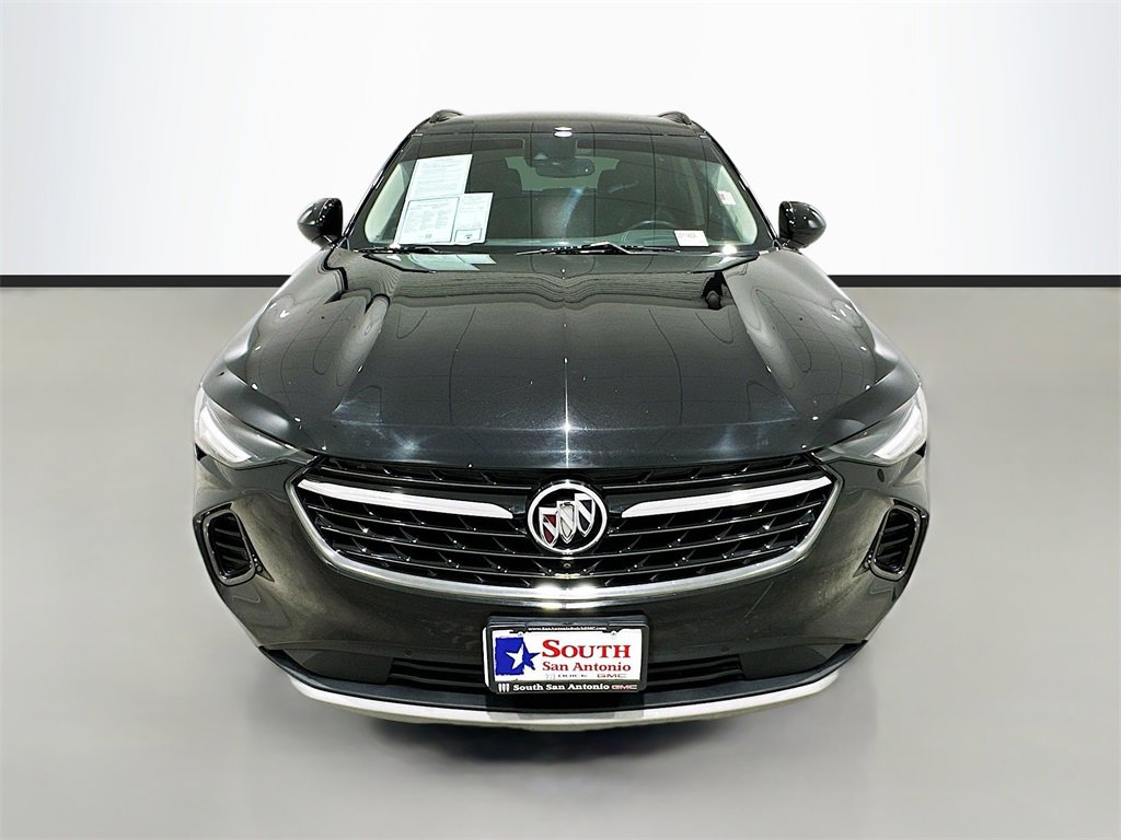 2022 Buick Envision Essence photo 2