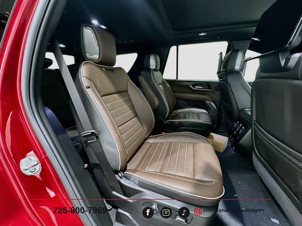 2026 GMC Yukon Denali Ultimate - Photo 30
