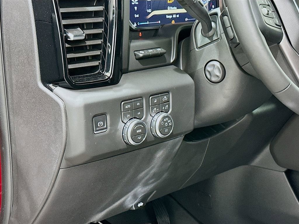 2026 GMC Sierra 1500 AT4X - Photo 10