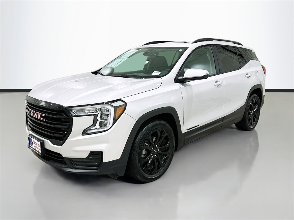 Used 2022 GMC Terrain SLE SUV