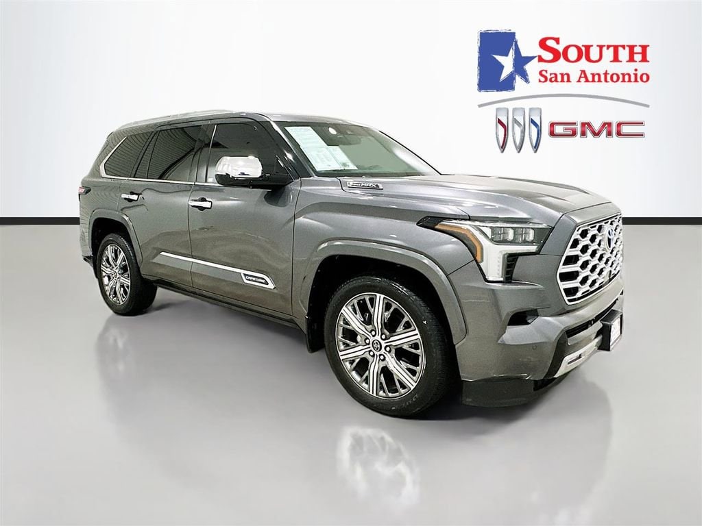 2023 Toyota Sequoia Capstone 4WD i-FORCE MAX Hybrid's photo