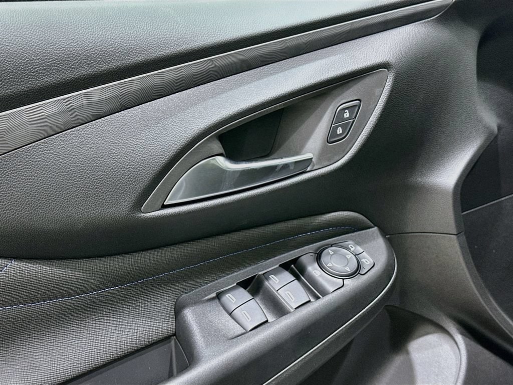 2026 Buick Envista Sport Touring - Photo 18