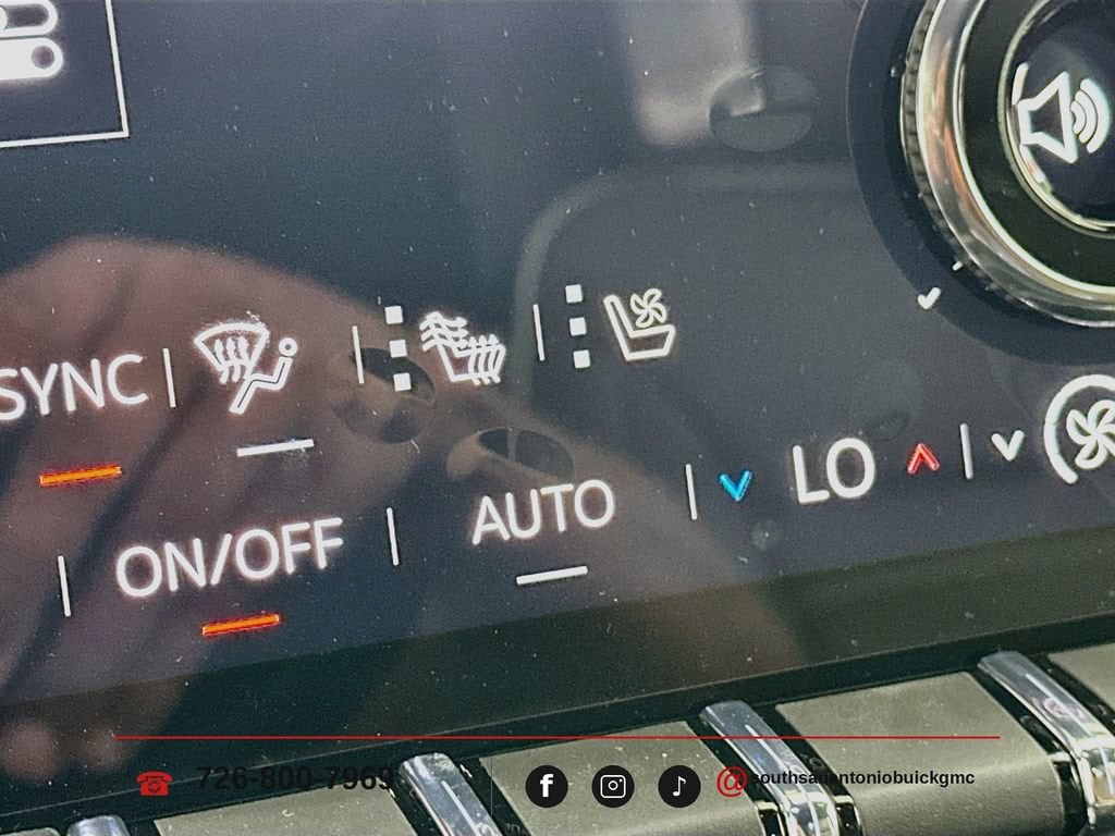 2026 GMC Yukon Denali Ultimate - Photo 22
