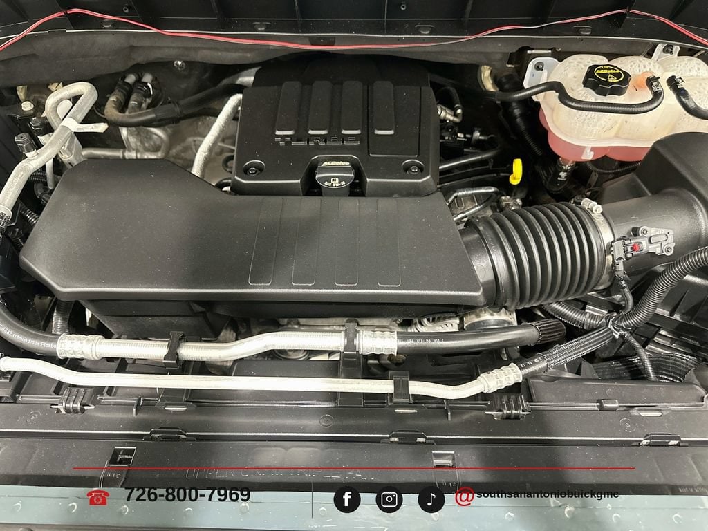 2025 Chevrolet Silverado 1500 LT - Photo 32