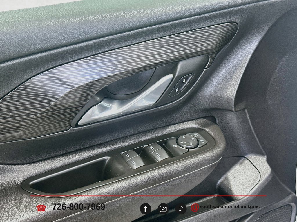 2022 GMC Terrain SLE - Photo 18