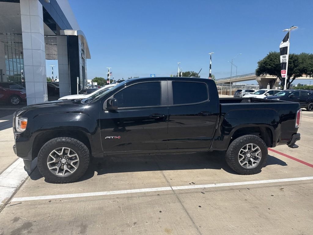 2022 GMC Canyon 4WD AT4 Crew Cab Short Box's photo