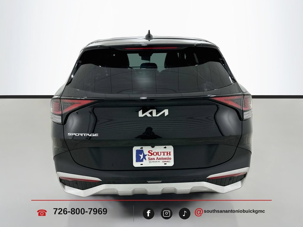 2025 Kia Sportage EX - Photo 6