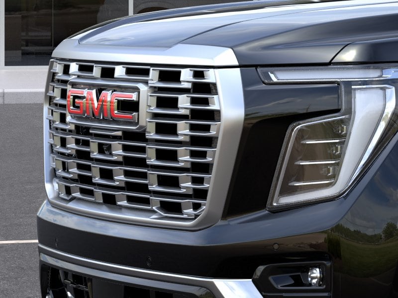 2026 GMC Yukon Denali - Photo 13