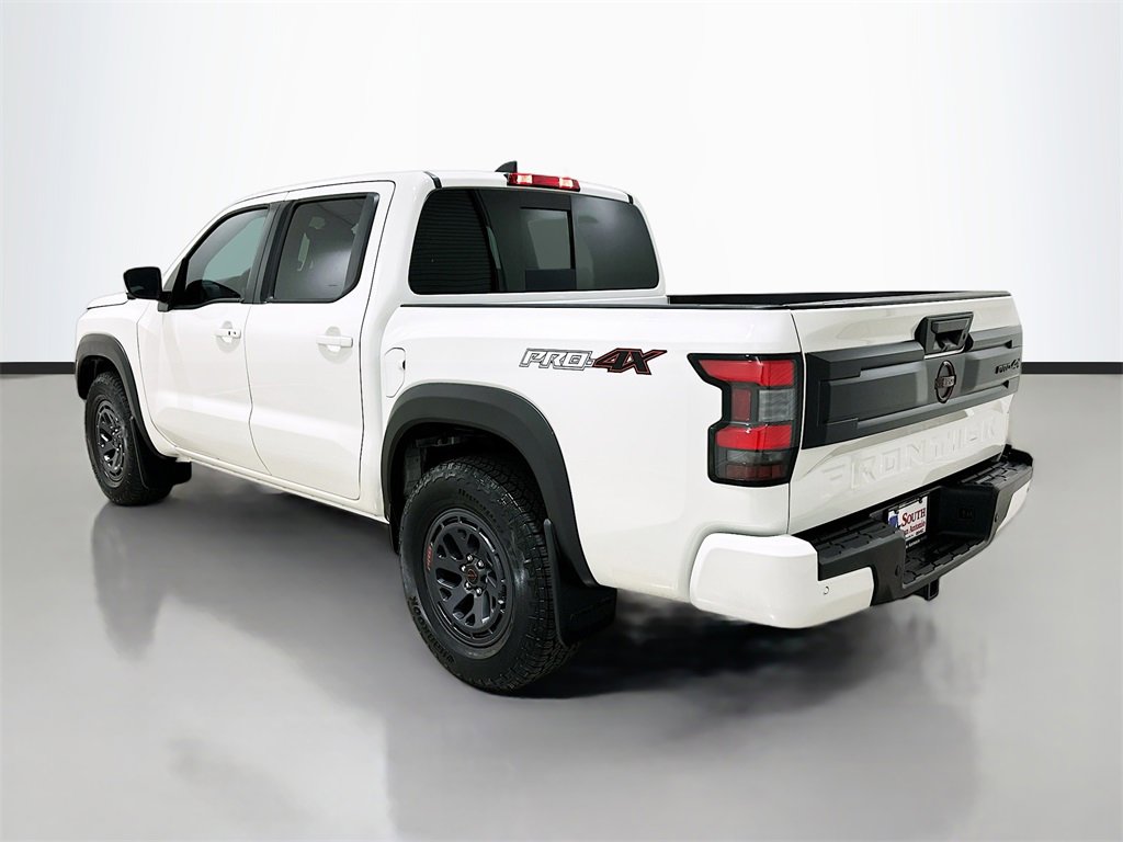 2025 Nissan Frontier PRO-4X photo 3
