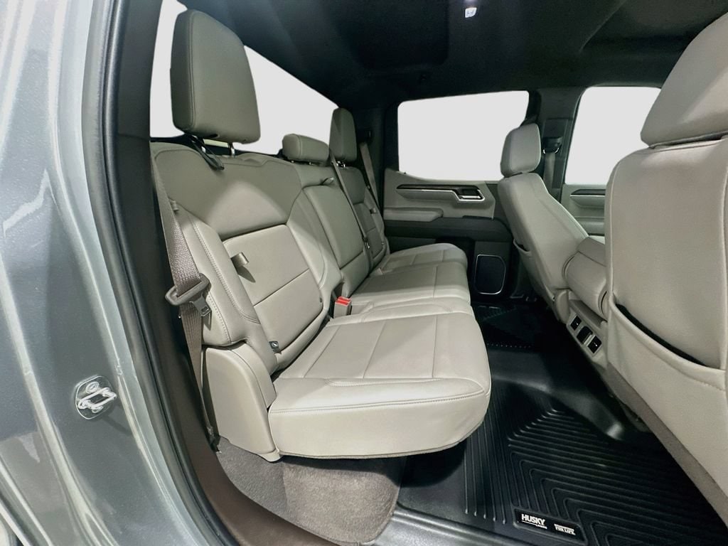2024 GMC Sierra 1500 SLT - Photo 27