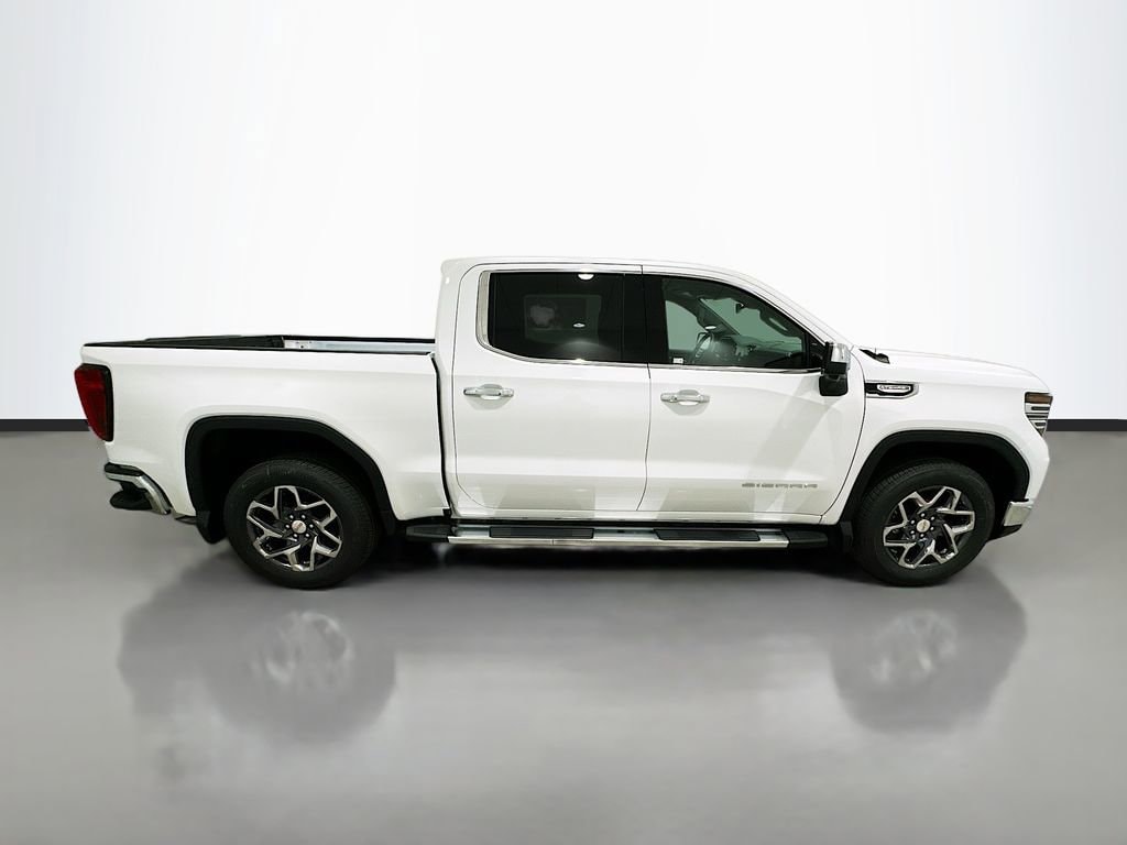 2026 GMC Sierra 1500 SLT - Photo 8