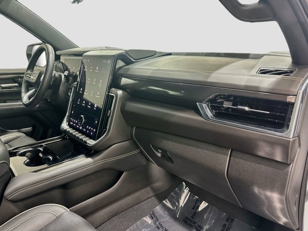 2025 GMC Yukon XL Elevation - Photo 30