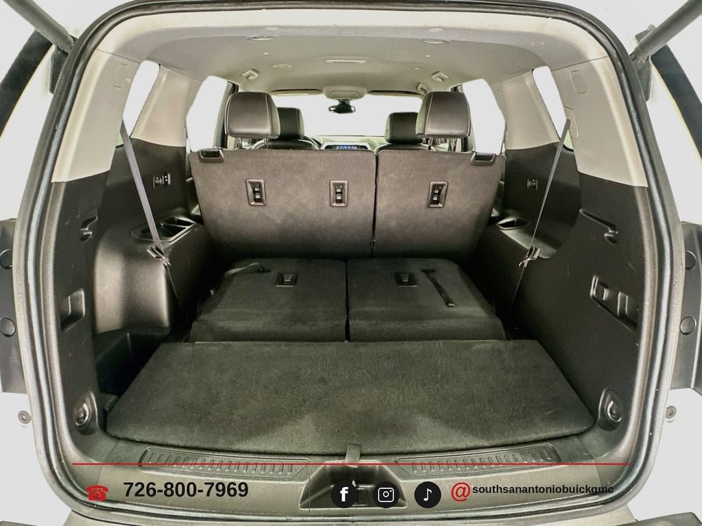 2023 GMC Acadia SLT - Photo 24