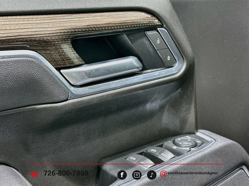 2025 Chevrolet Silverado 1500 LT - Photo 19