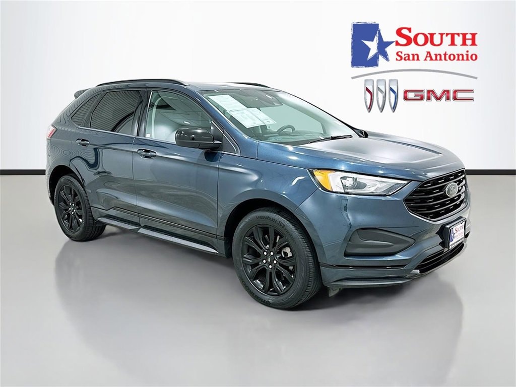 2022 Ford Edge SE's photo