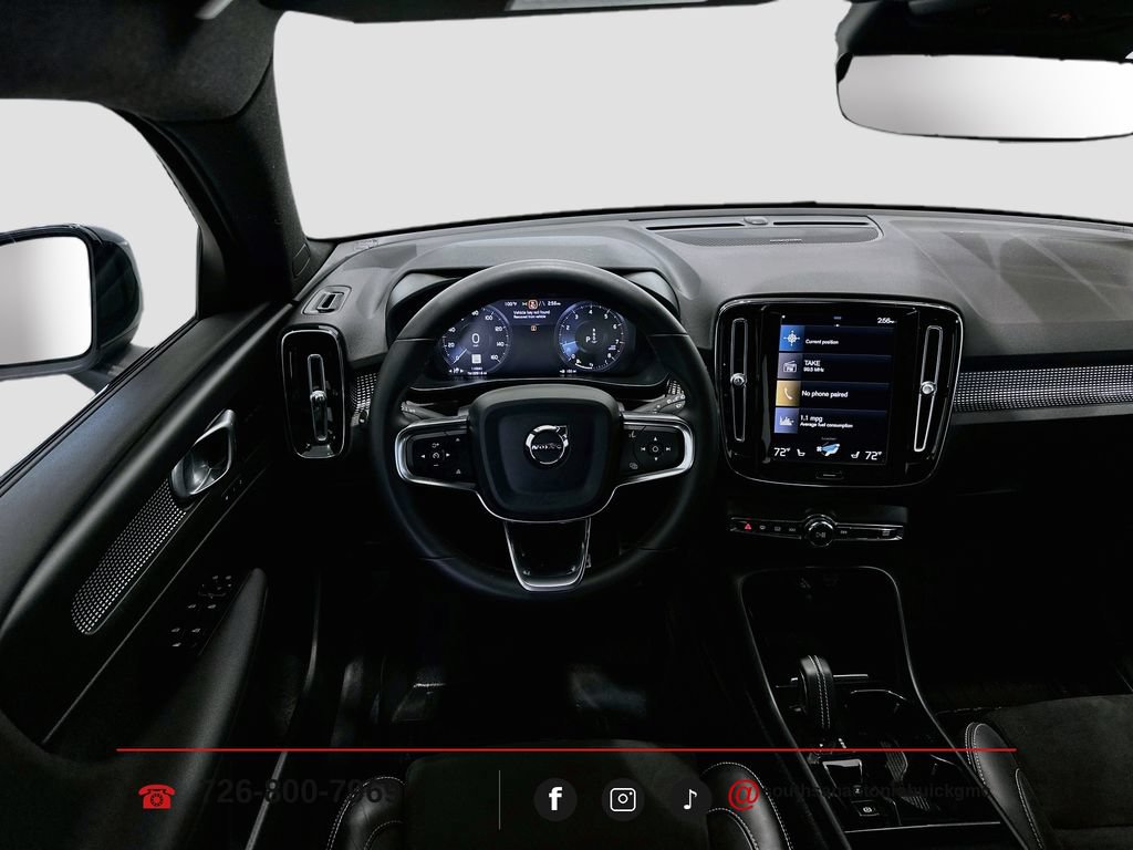 2022 Volvo XC40 R-Design - Photo 22