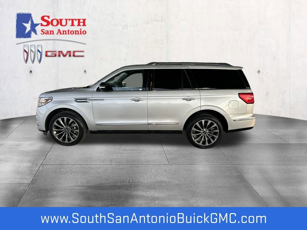 Used 2019 Lincoln Navigator Select with VIN 5LMJJ2HT8KEL17891 for sale in San Antonio, TX