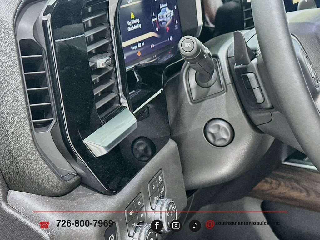 2026 GMC Sierra 1500 SLT - Photo 10