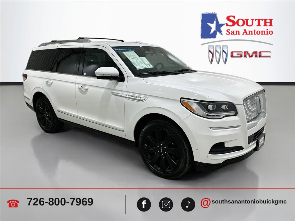 2023 Lincoln Navigator