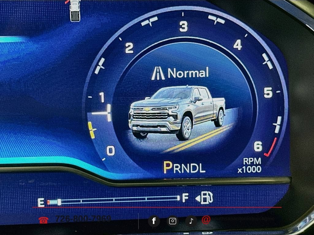 2025 Chevrolet Silverado 1500 LT - Photo 18