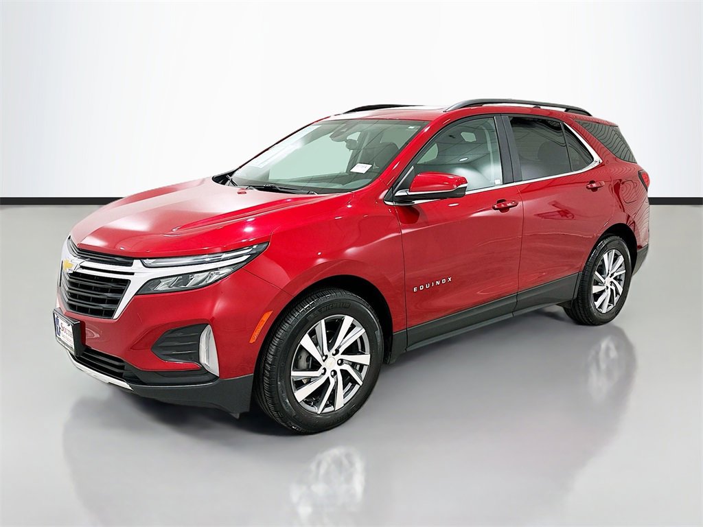 2023 Chevrolet Equinox LT photo 3