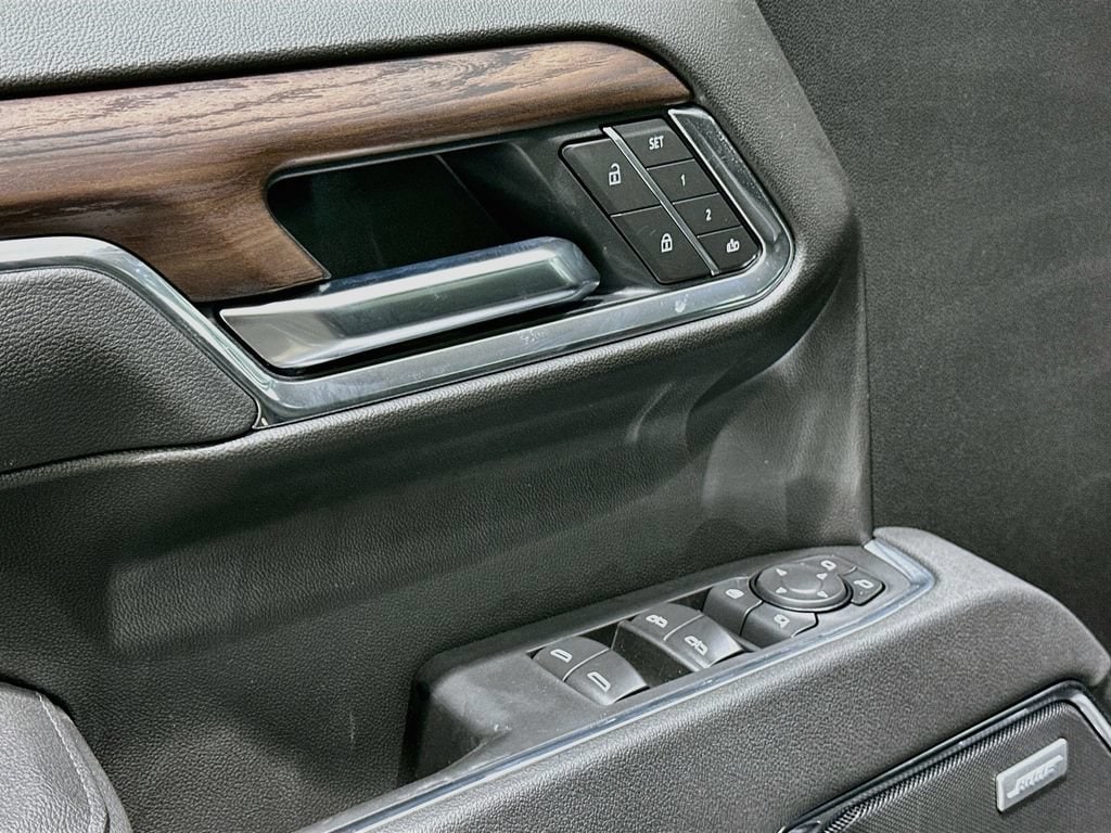 2026 GMC Sierra 1500 SLT - Photo 18