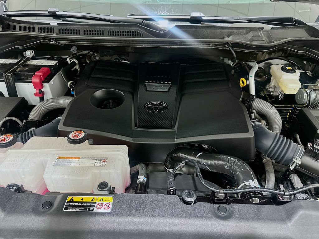 2025 Toyota Tundra 1794 Edition - Photo 30