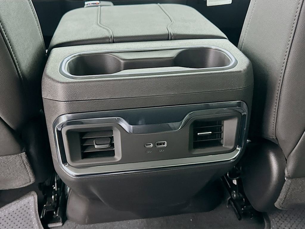 2026 GMC Sierra 1500 SLT - Photo 29