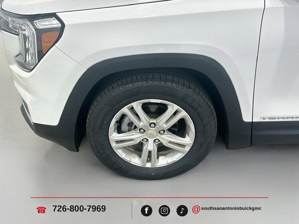 2022 GMC Terrain SLE - Photo 30