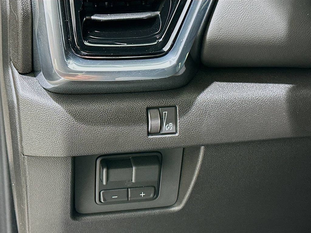 2026 GMC Canyon Elevation - Photo 13