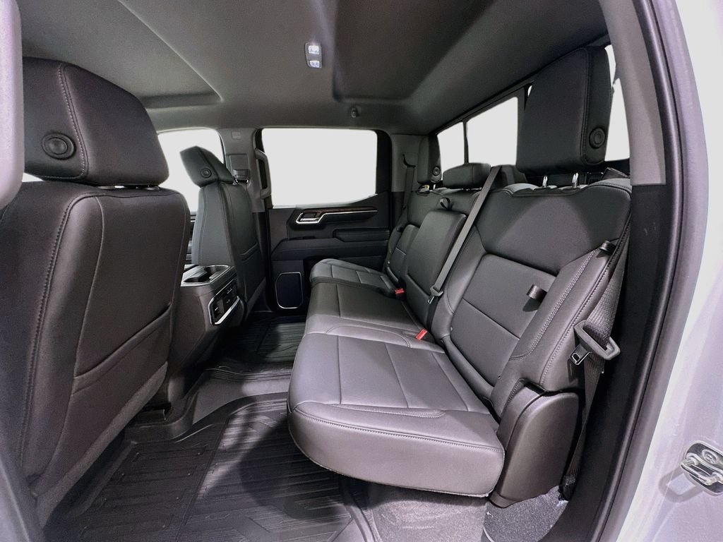 2026 GMC Sierra 1500 SLT - Photo 25
