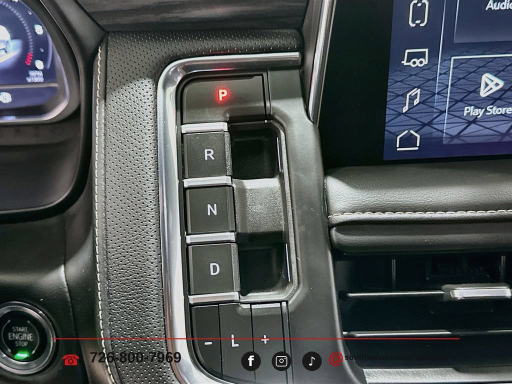 2023 GMC Yukon XL SLT - Photo 18